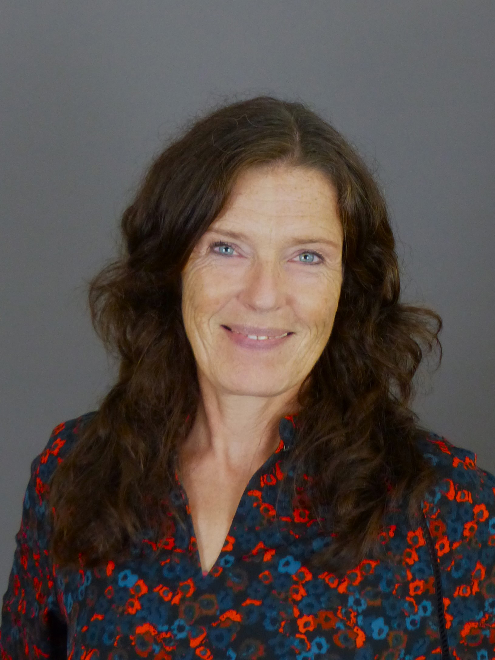 Anne Holthues